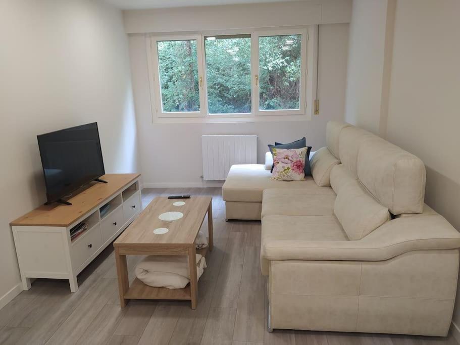 Precioso Apartamento En Bilbao. Galdakao Buitenkant foto